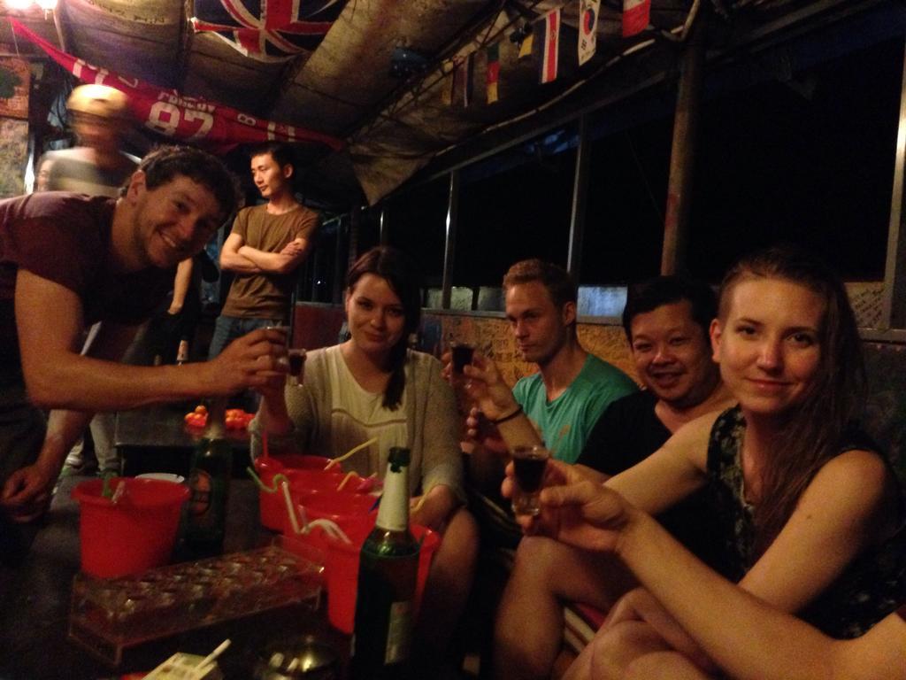 Monkey Jane'S Guesthouse Yangshuo Bagian luar foto